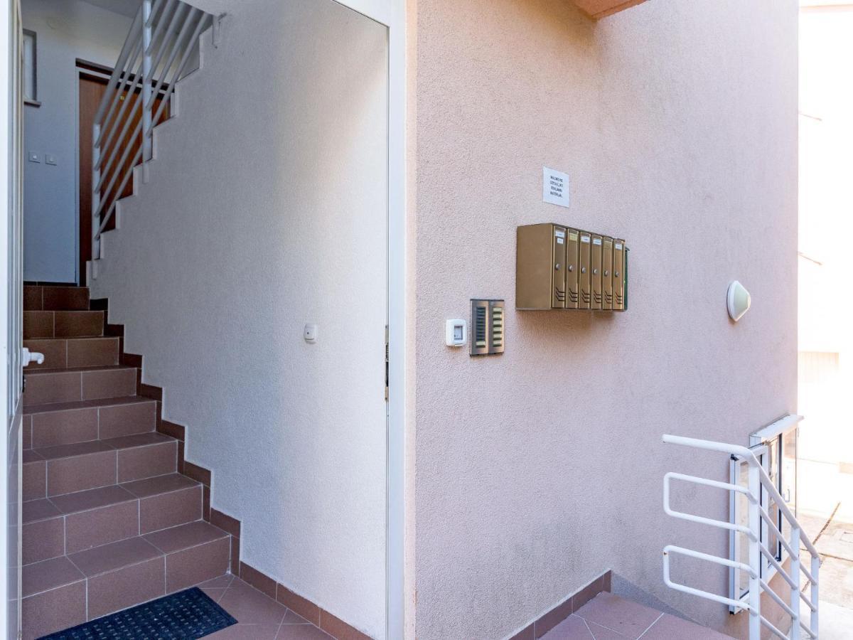 Apartment Stefano - RAC183 Rabac Esterno foto